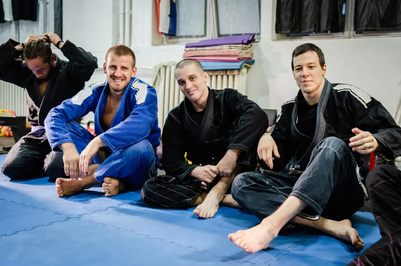 Brazilian Jiu-Jitsu class at Ronin Martial Arts