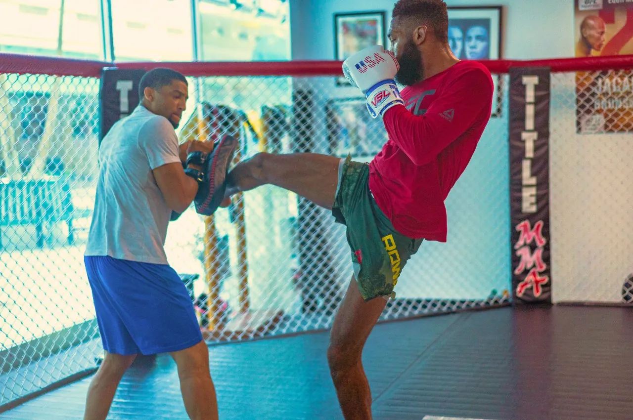 Muay Thai self-defense training at Ronin Martial Arts